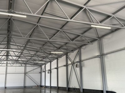 Аренда производства 1 440 м², Московская область, муниципальный округ Истра, деревня Ленино, Живописная улица, 186-188