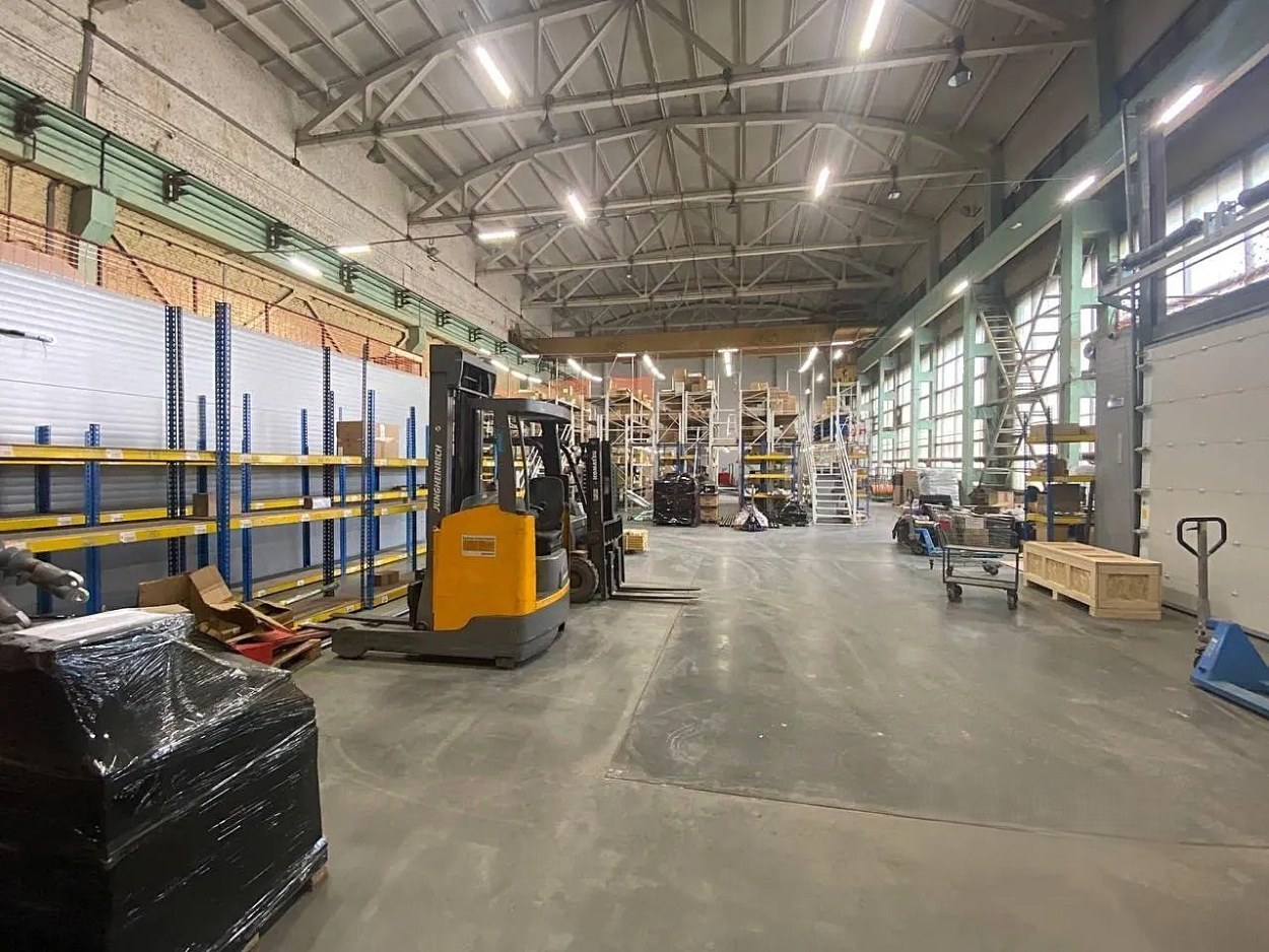 Аренда производства 1 050 м²